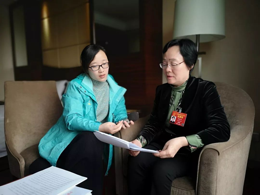 怎么才可以联系到记者
