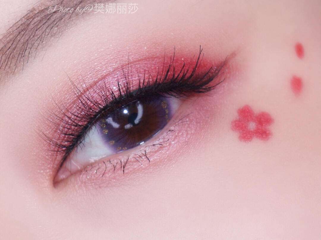 桃花眼妆的画法步骤图片