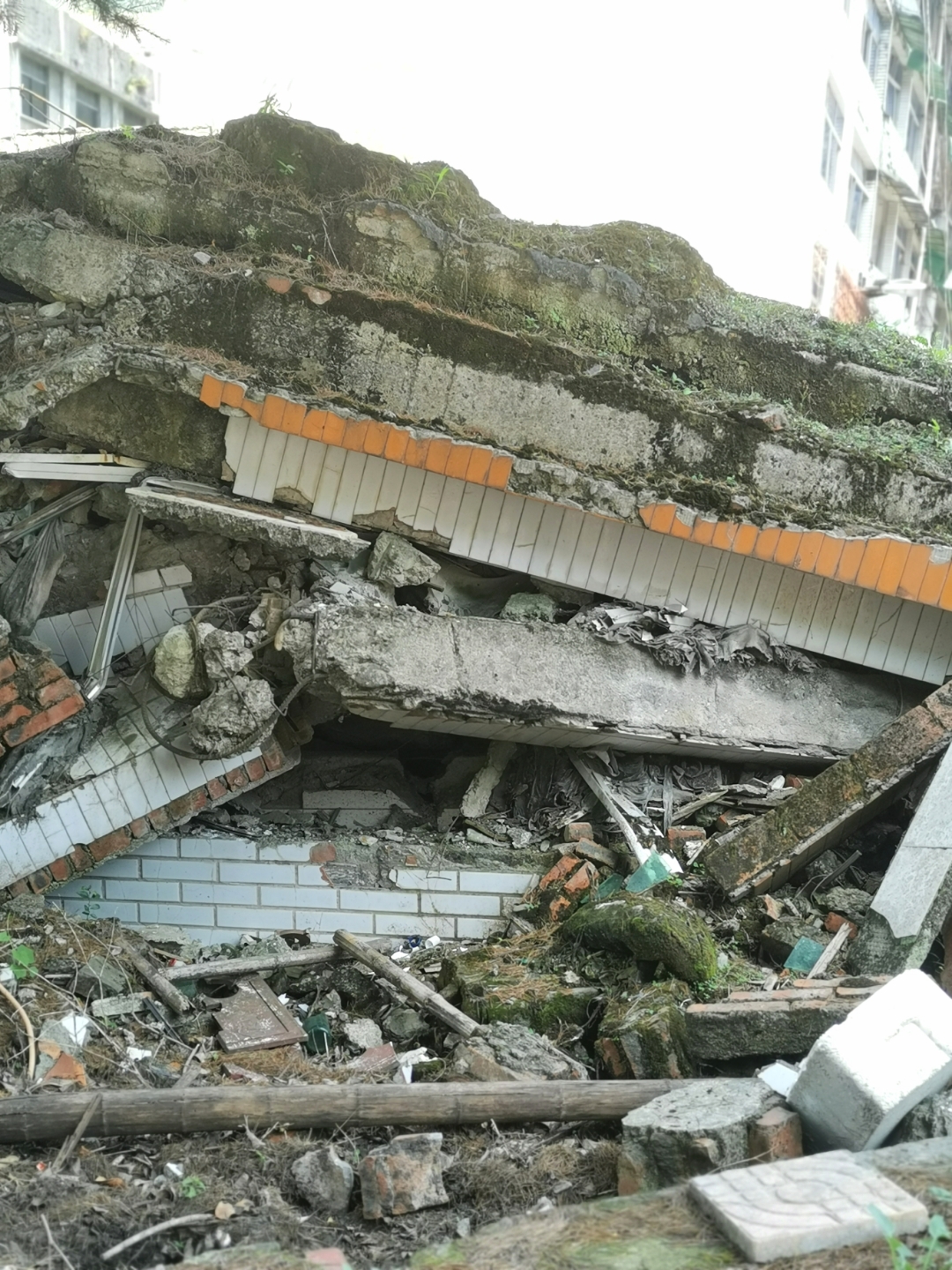 512地震是哪一年什么时间