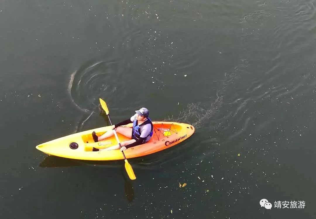 沁园春长沙中的百舸争流的意思