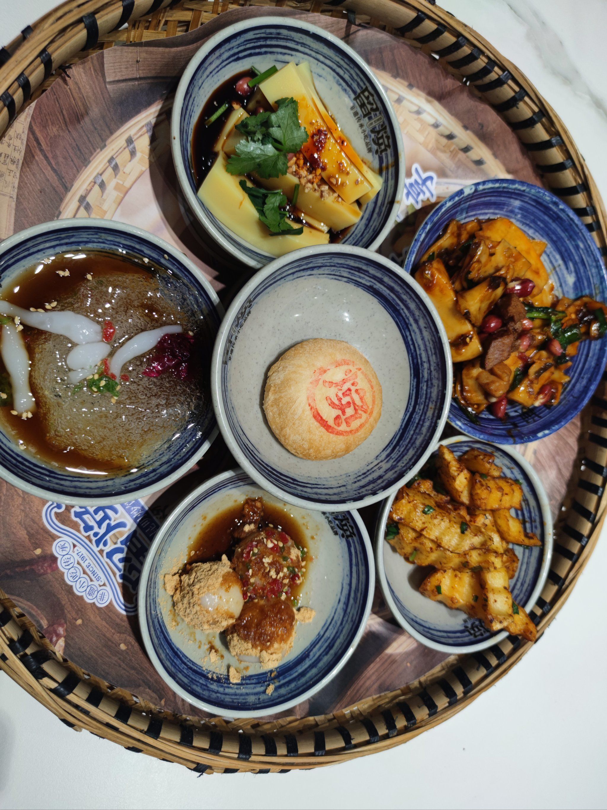 昆明特色美食有哪些图片