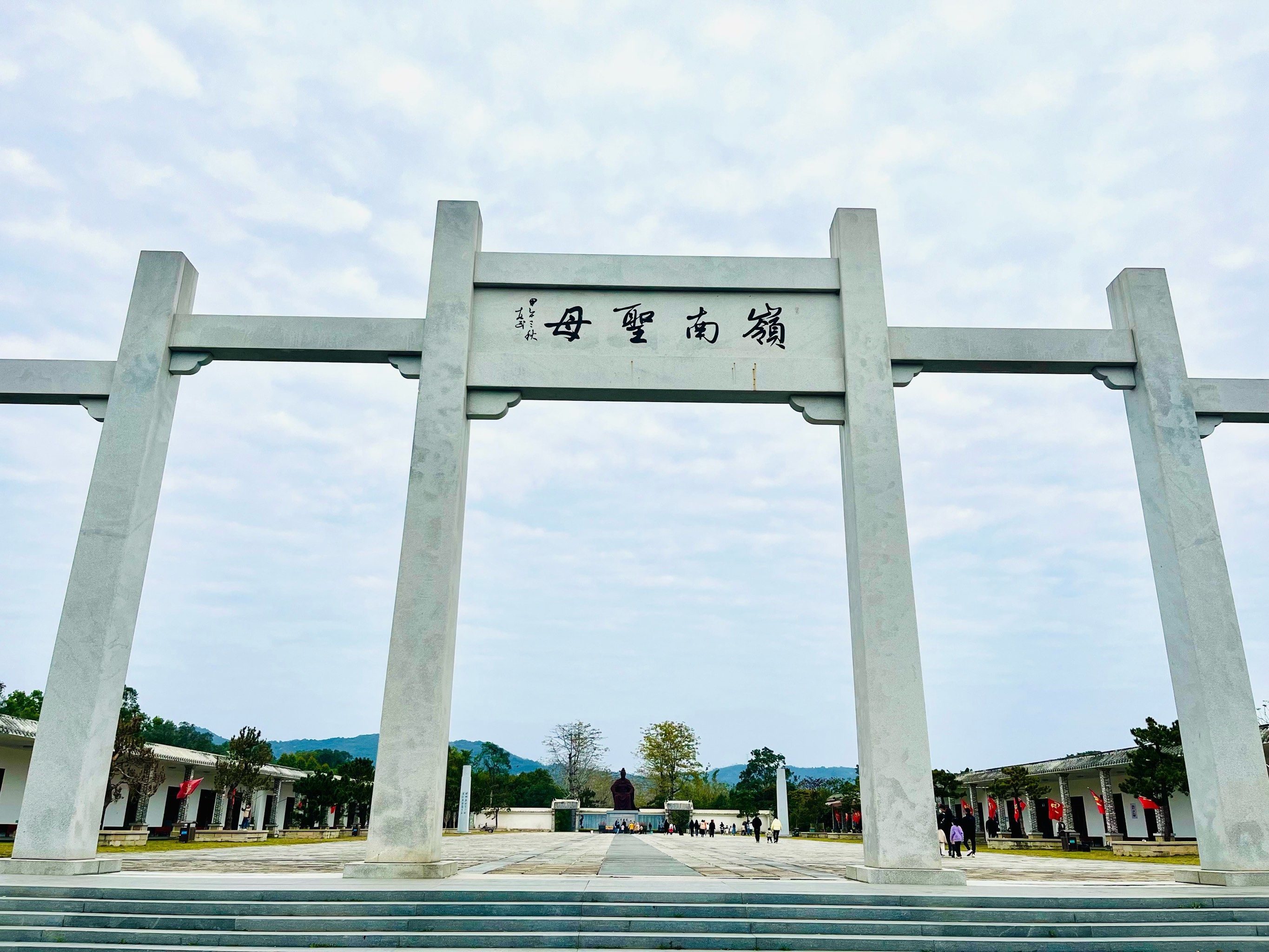 广州天河冼村为何不强拆