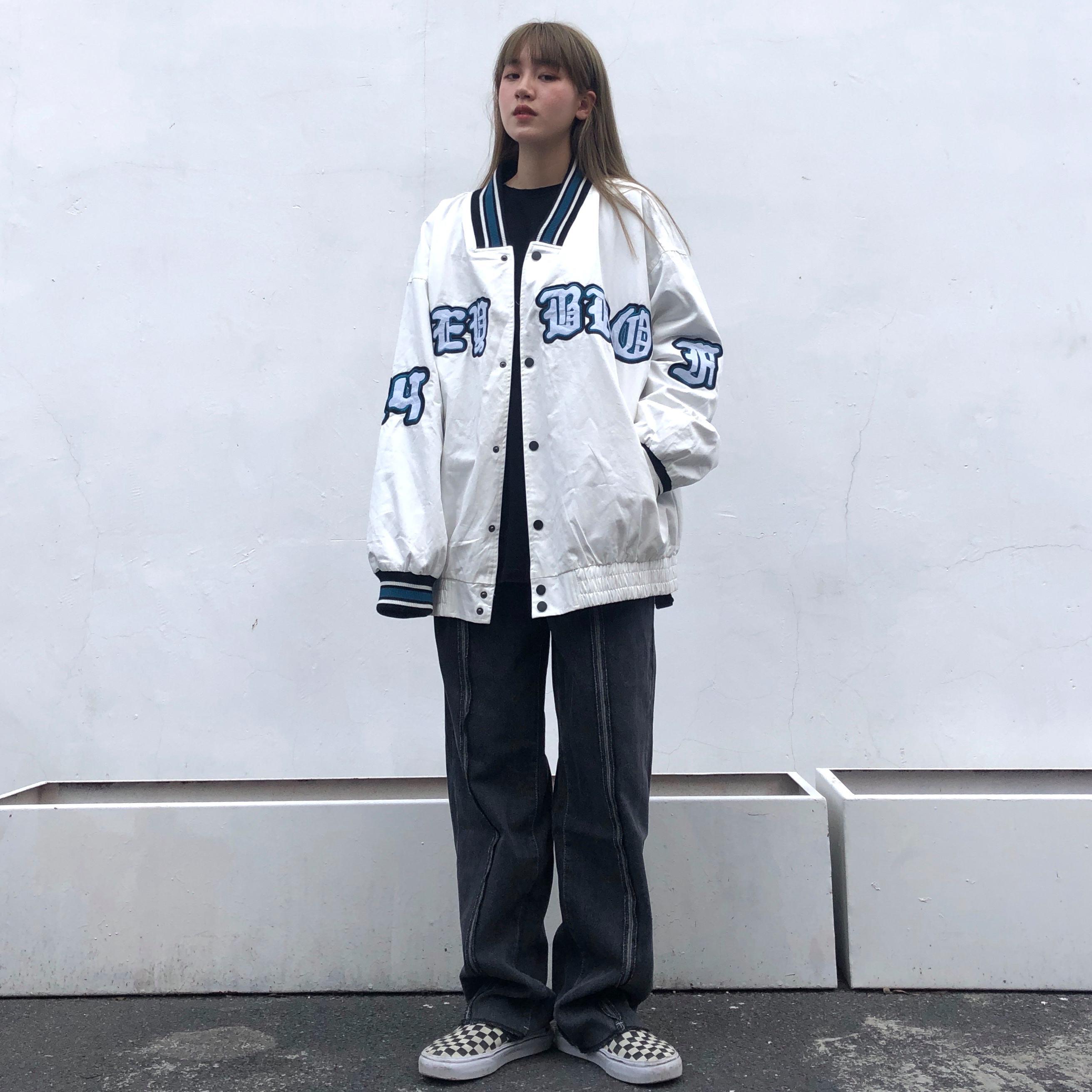 棒球服如何搭配好看女款