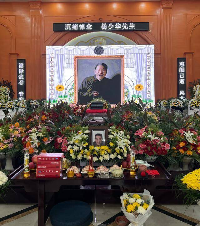 梦到有人出殡是什么意思